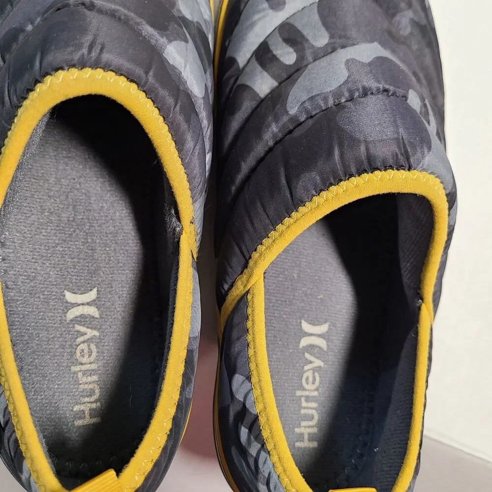 Hurley Men's Puff Chukka Slipper Shoes Size 8M Grey Camo Puffer Slip On
